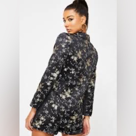 Like New Lioness Bohemian Rhapsody Satin Blazer - Picture 4 of 12